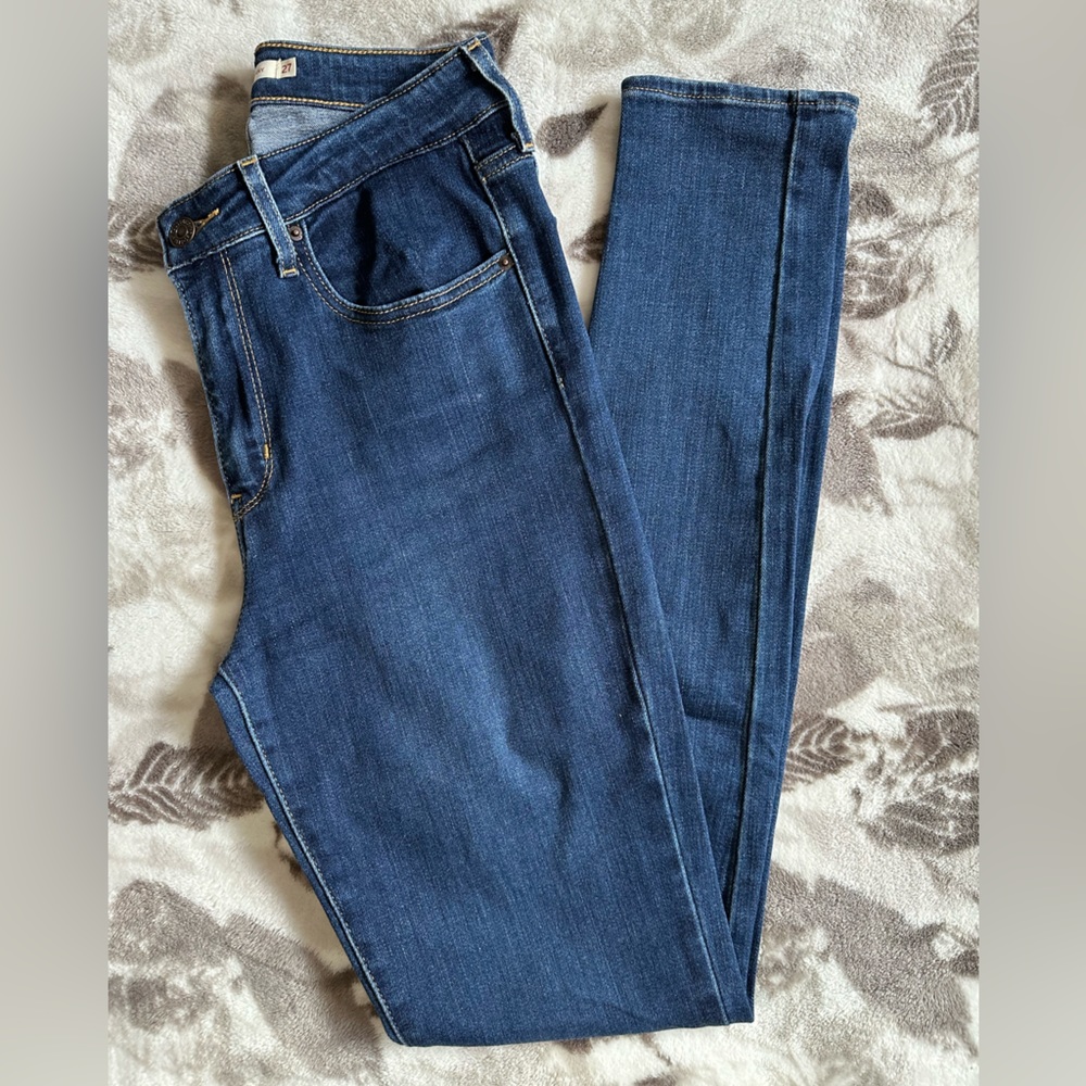 Levi's 721 High Rise Skinny Jeans Size 27